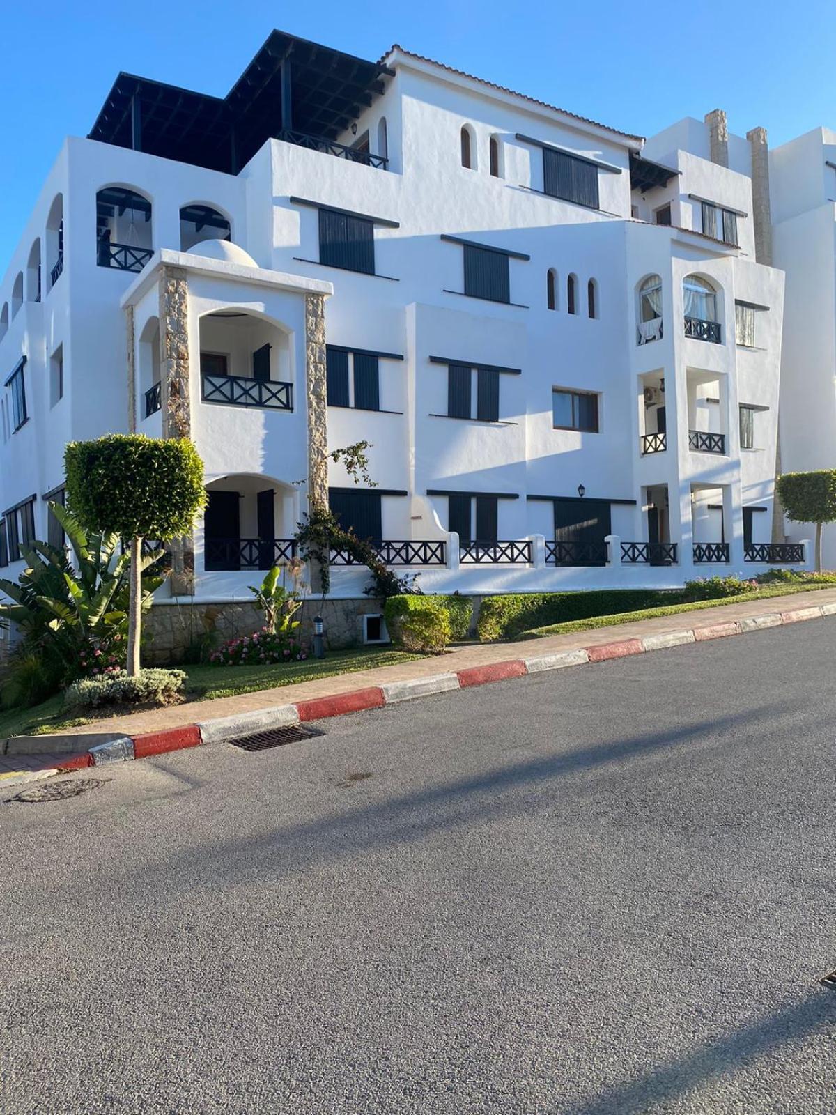 Appartement En Residence Lilacs Garden Avec Clim Et Wifi 卡博尼格洛 外观 照片