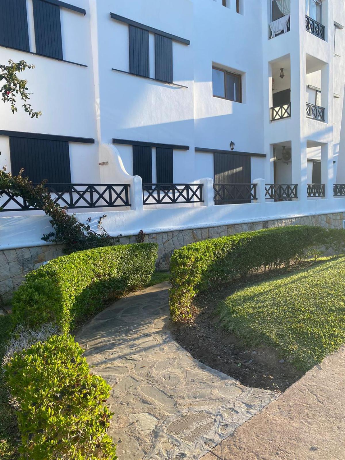 Appartement En Residence Lilacs Garden Avec Clim Et Wifi 卡博尼格洛 外观 照片